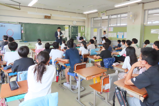 早田小学校