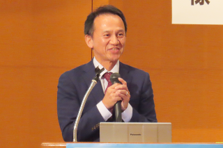 鈴木崇司 氏